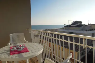 Bel appartement avec belle terrasse à Bibione - Beahost