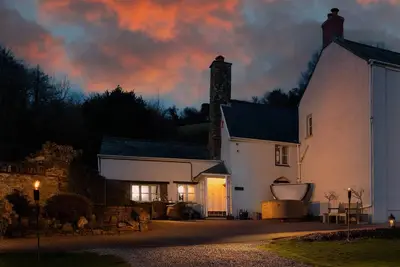 Image de The Old Farmhouse - sleeps 6 guests in 3 bedrooms