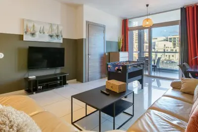 Image de Designer, fully equipped 3br home in Gzira w/Wifi
