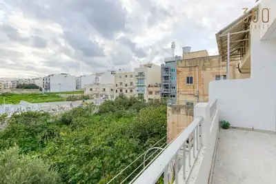Image de Lovely 2br home with Spacious Terrace in Gzira