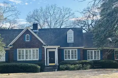 Image de Summerville area. 1. 6 miles to Augusta National