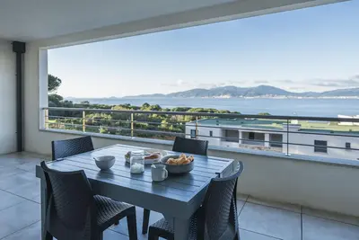 Image de Très joli appartement vue mer