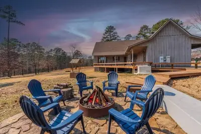 Image de Cove Creek Cottage - Greers Ferry Lake-Quitman