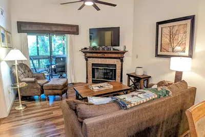 Image de Lakeview Luxury~Pet Friendly~Pointe Royale Resort~Pools~HotTub