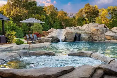 Image de Family Getaway w/Pool, Hot Tub, Gym, Fire pit & Bbq