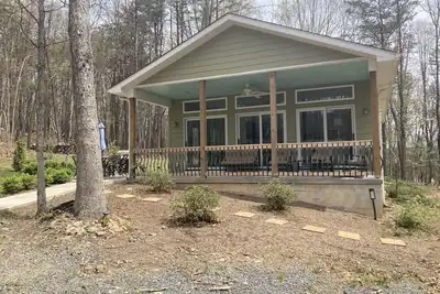 Image de Glasshouse in the Woods. Five acres of wooded privacy and wildlife.