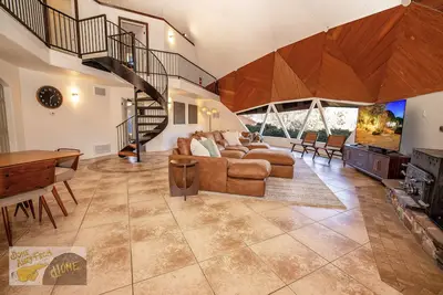 Image de Dome Away from Home in Prescott, Az