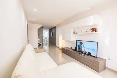 Image de Spacious 2 bedroom apartment