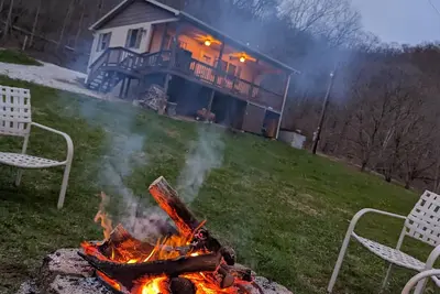 Image de \"Our Little Piece of Heaven\" Private cabin located in Wayne's National Forest