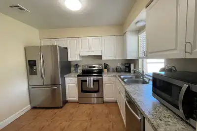 Image de Charming 3-bedroom house in Historic Lexington - Sleeps 8