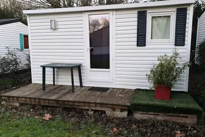 Petit Mobil home - 1 chambre - 15m² - 2 personnes