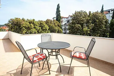 Appartement de deux chambres avec la terrasse Pakostane, Biograd (A-22375-i)