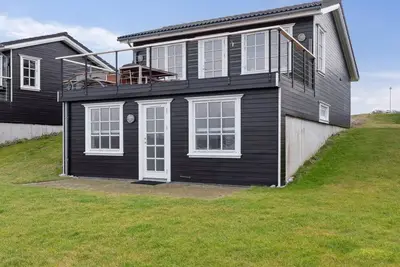 Image de \"Ewelina\" - 150m from the sea by Interhome