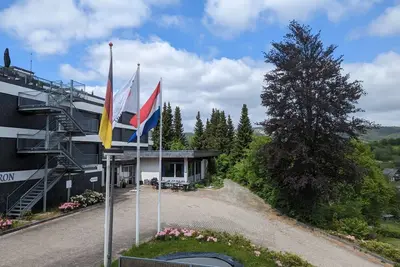 Image de Gruppe Rothaarsteig / 2 Wohneinheiten by Interhome