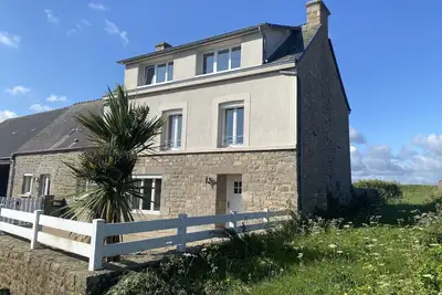 Image de La Corderie - Grande maison familiale / sunny family home - Montfarville