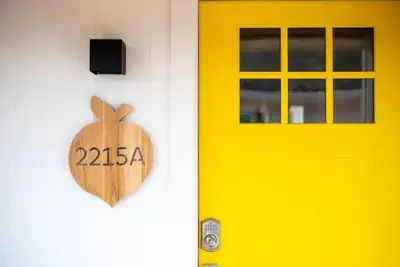 Image de Boutique Hotel Suite ~ minutes from Magnolia + Bu