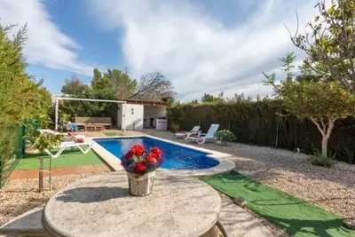 Image de Villa conviviale à Ametlla de Mar avec piscine privée pour 6 personnes, idéale familles et budget