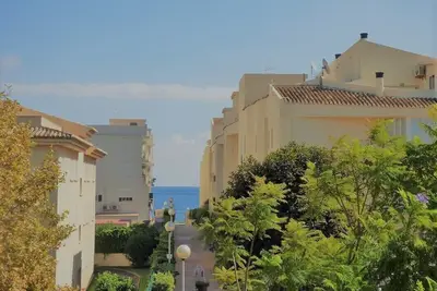 Image de Moderne Attikawohnung mit Meerblick nur 200 Meter vom Meer