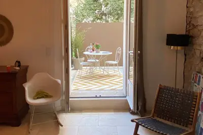 Image de Charmant 2 pièces rénové et climatisé en cœur de ville