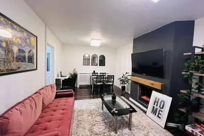 Image de 3 Bedroom Home in Colliers Wood, London