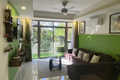 Image de Elegant 1-bedroom apartment with Pool, WiFi in pleasant Kingston