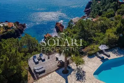 Image de Villa avec piscine à Theoule - 8 personnes