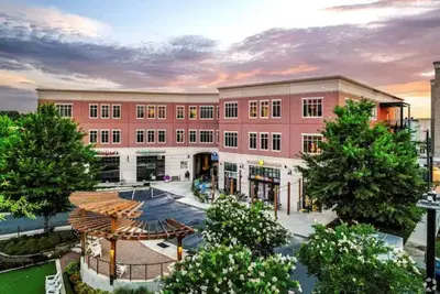 Image de Cozy 2 bedroom apartment with Ac, Wifi and Entertainment in adorable Charlotte