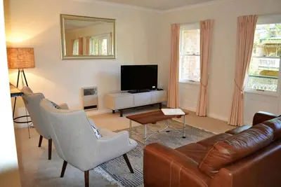 Image de New to Vrbo: Spacious 2br Apt Next to the City