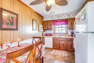 Image de Kill Devil Hills Vacation Rental, Walk to Beach!