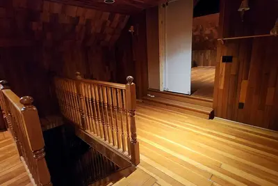 Image de Cozy couples vacation home 2 minutes to beach with backyard over looking harbour