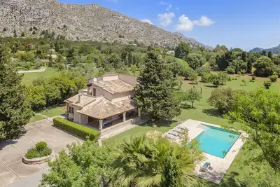 Villa Can Curt Pollensa by Js Villas