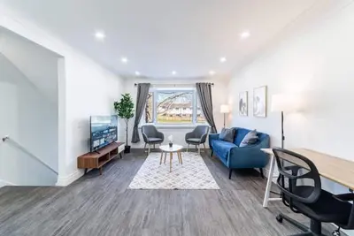 Image de Minutes to Stunning Lakefront - 2 King Beds