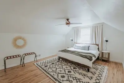 Image de Wine Country Getaway Chalet  Pet Friendly