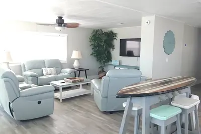 Image de So Beachy! A family and Pet-friendly Spacious Home