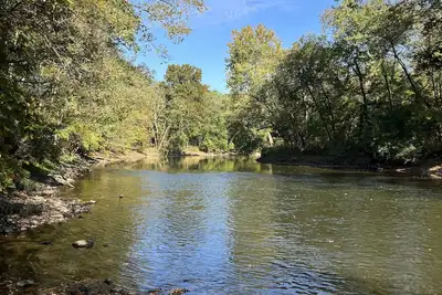 Image de Mohican riverfront property on Wally Road.