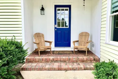 Image de Modern Country Home with Pool and Game Room