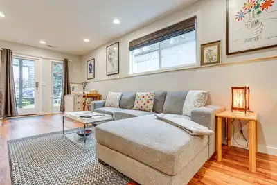 Image de Modern Seattle Apartment ~ 2 Mi to Green Lake!