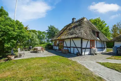 Image de Superbe maison de 2 chambres à Øster.