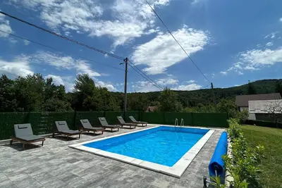 Image de Belle maison de 4 chambres à Smoljanac