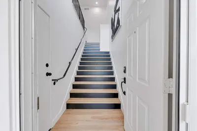 Image de Stylish 2 Bd 2 Ba Moorpark Home w/ Attached Garage