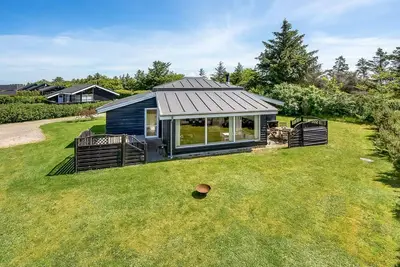 Image de Superbe maison à Tarm avec sauna