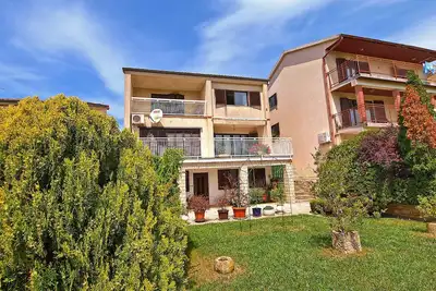 Image de Appartement de vacances avec terrasse et barbecue