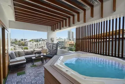 Image de Cozy 2-bedroom Penthouse with Private jacuzzi