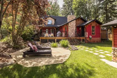 Image de Grandview Getaway-Lake Access-Firepit-Loft