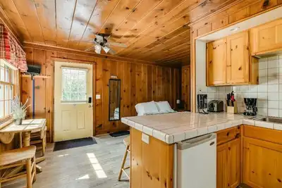 Image de Wannigan Point Cabin #5