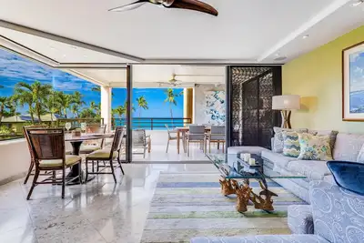 Polo Beach Club  |  301