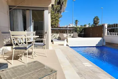 Image de Villa avec piscine privée sur le parcours de golf Vista Bella