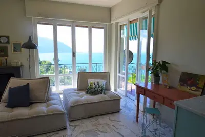 Image de Apartment with breathtaking sea view and garden