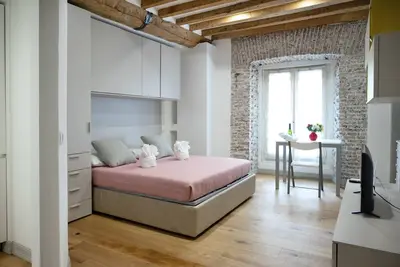 Milano Suite Home - Your home in Milan!