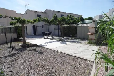 Image de Maison 3 pièces pour 5, grand jardin, terrasse, parking privé, proche plages - Marseillan